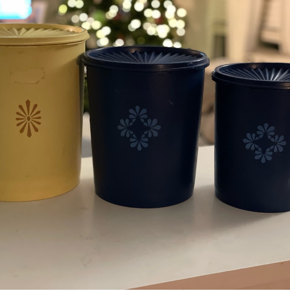 Vintage Tupperware Servalier Nesting 5 Canister Set 1980